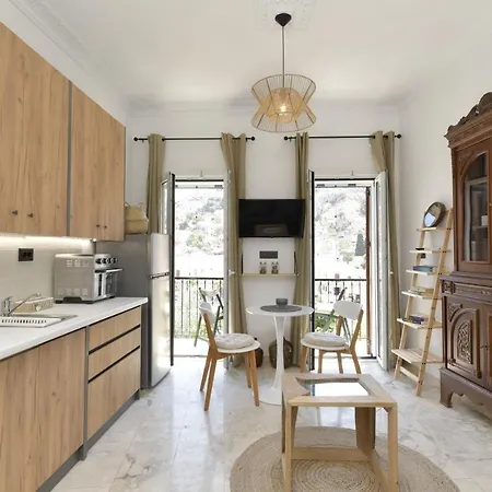 Centrale Apartment Symi *